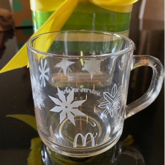 McDonald’s ETCHED Glass CHRISTMAS Mug | Warm Wishes Frosted Snowflakes | Arches - Picture 1 of 6